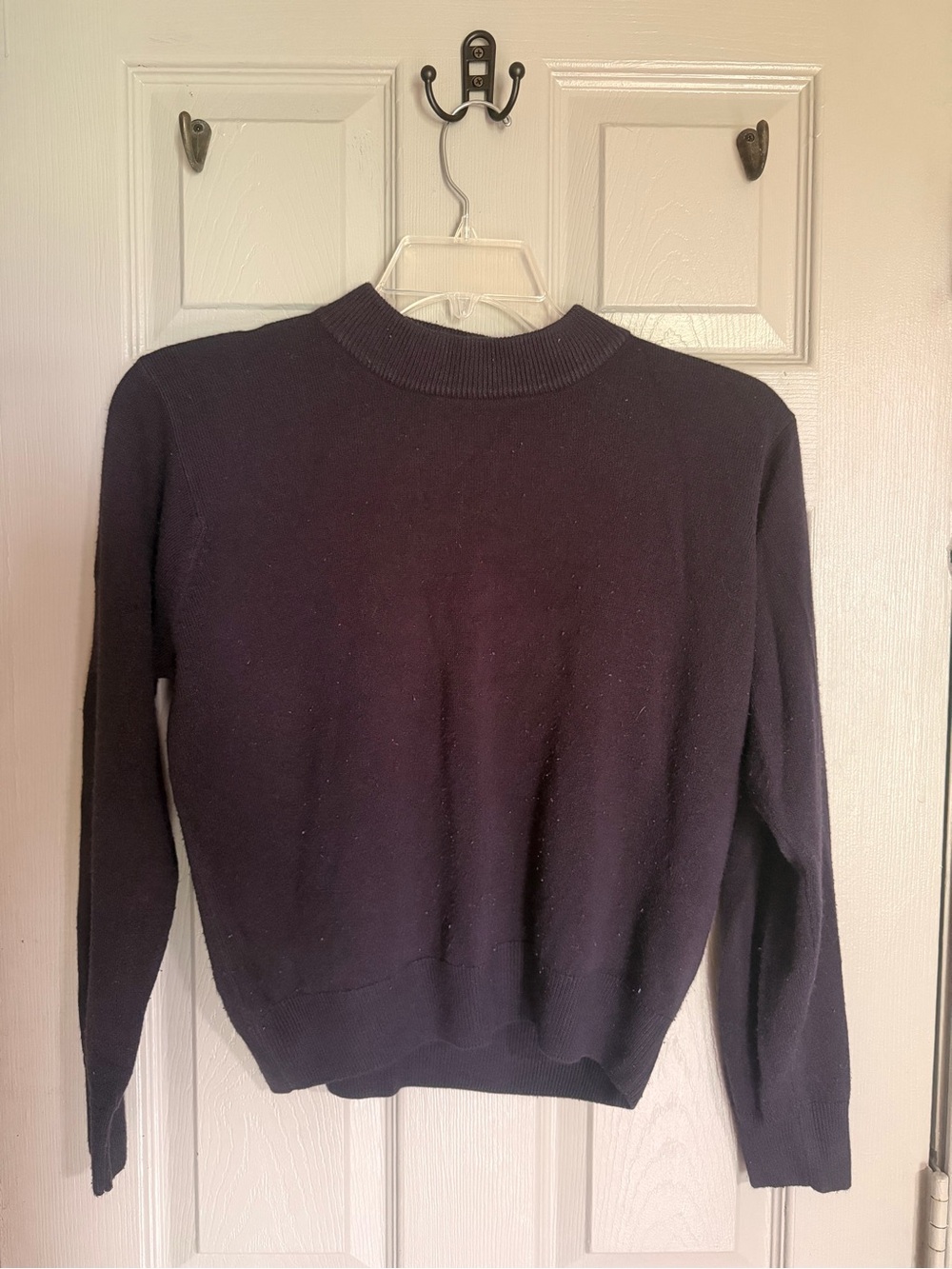 Sag Harbor Men's Crewneck Sweater in Dark Navy